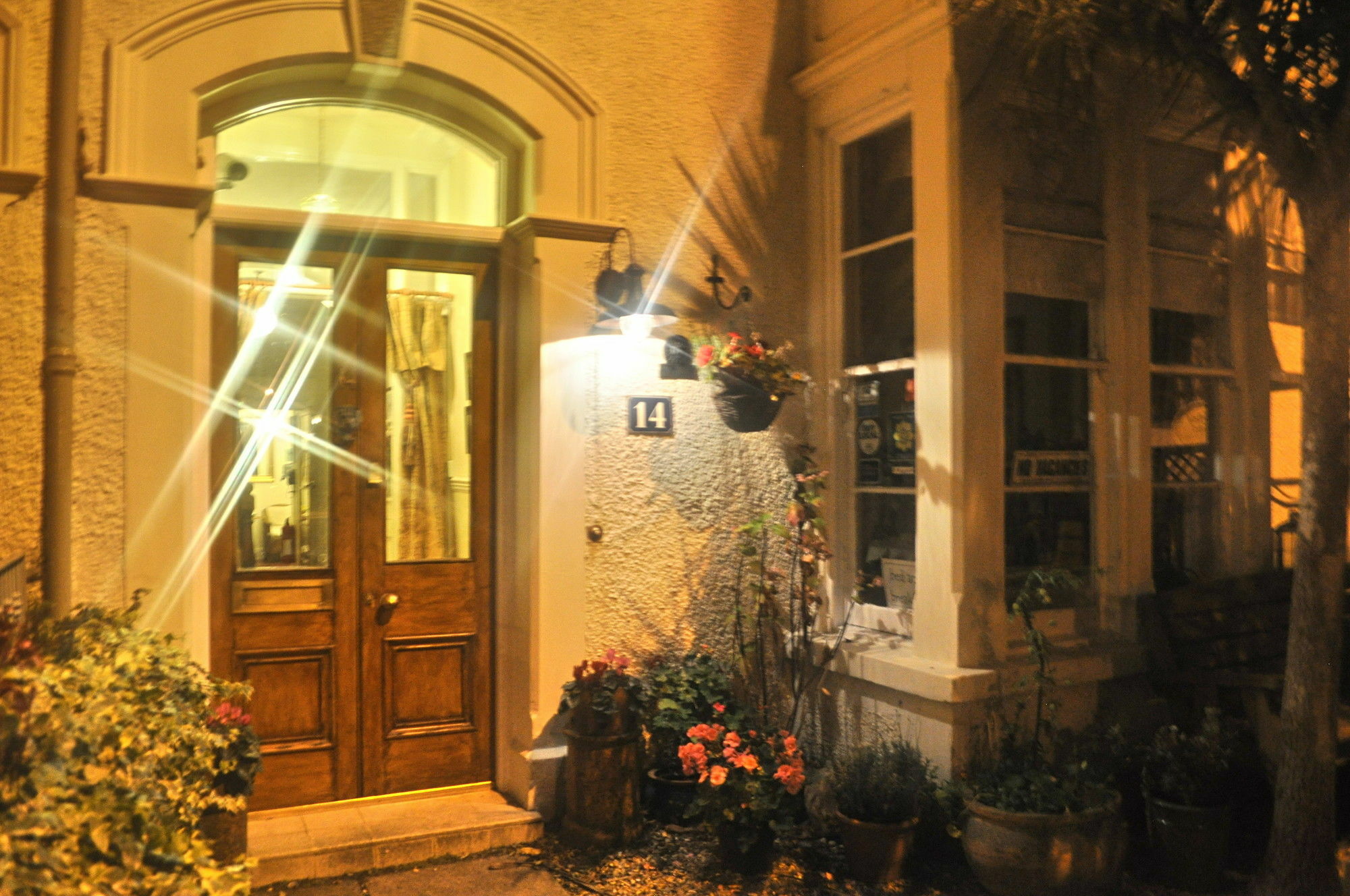 Harringtons At 14 Hotel Llandudno Exterior photo